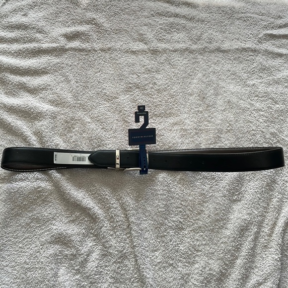 Tommy Hilfiger Reversible Black/Brown Belt size 40 - Picture 1 of 1